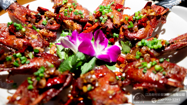 椒盐鸭头 (4).jpg